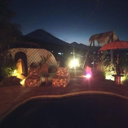 Blue Earth Village Amed  Luaran gambar