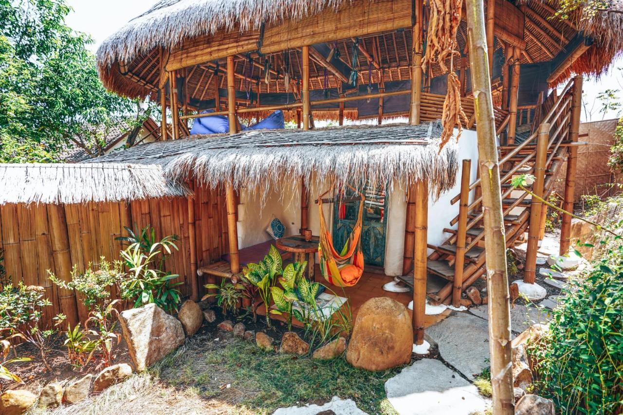 Blue Earth Village Amed  Luaran gambar