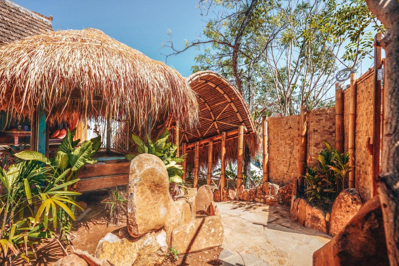 Blue Earth Village Amed  Luaran gambar